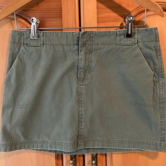 American Eagle Outfitters Green Mini Skirt - Picture 1 of 8